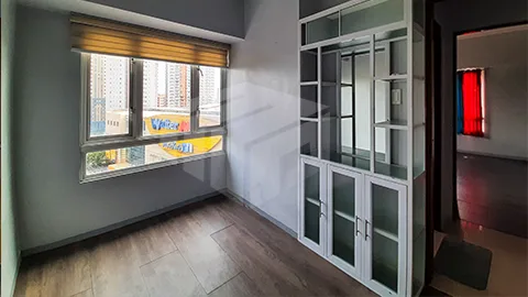 2-BEDROOM CONDOMINIUM UNIT with PARKING SLOT at THE BEACON image 4