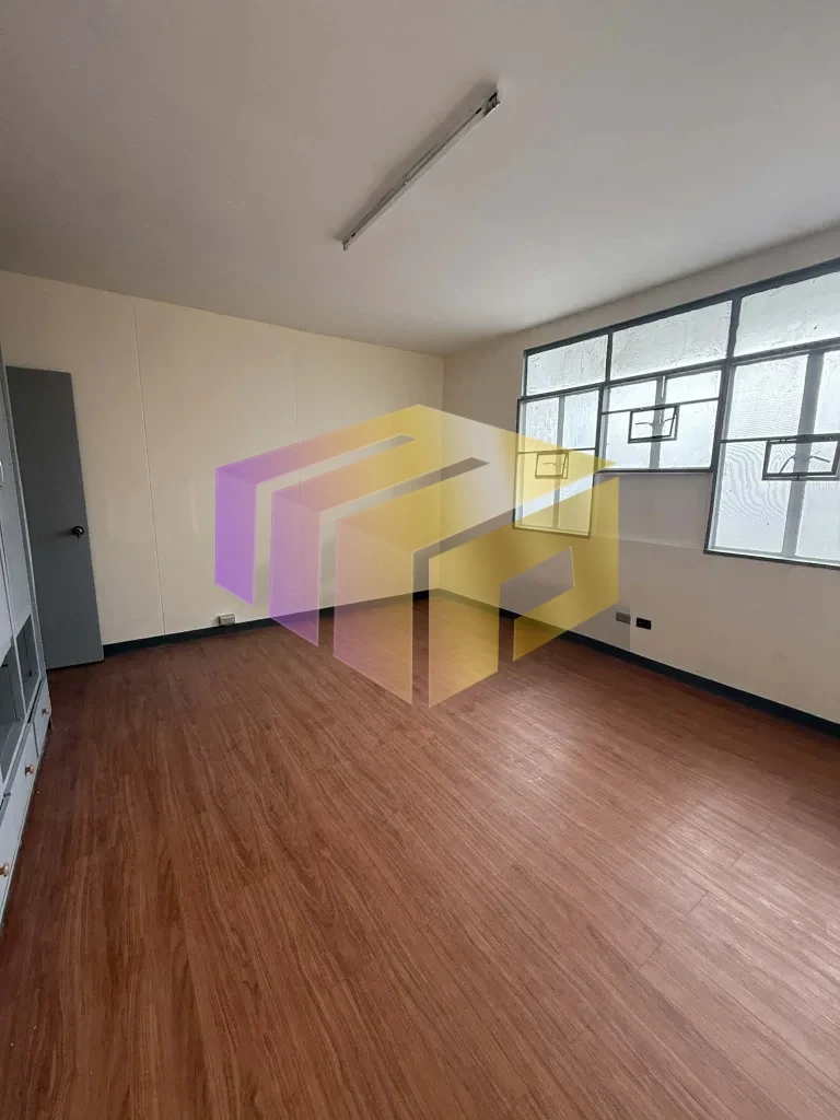 UNFURNISHED 2-STOREY 4-BEDROOM TOWNHOUSE at BARANGAY VALENZUELA in MAKATI CITY for LEASE/RENT image 4