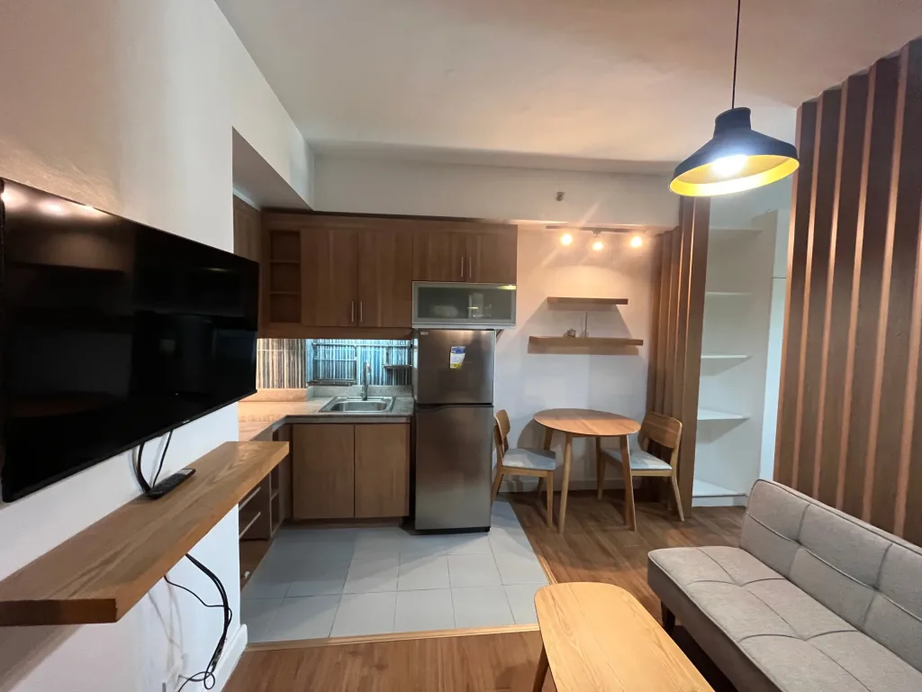 FULLY-FURNISHED ONE (1) BEDROOM CONDOMINIUM UNIT at THE GRAND MIDORI MAKATI for LEASE/RENT image 3